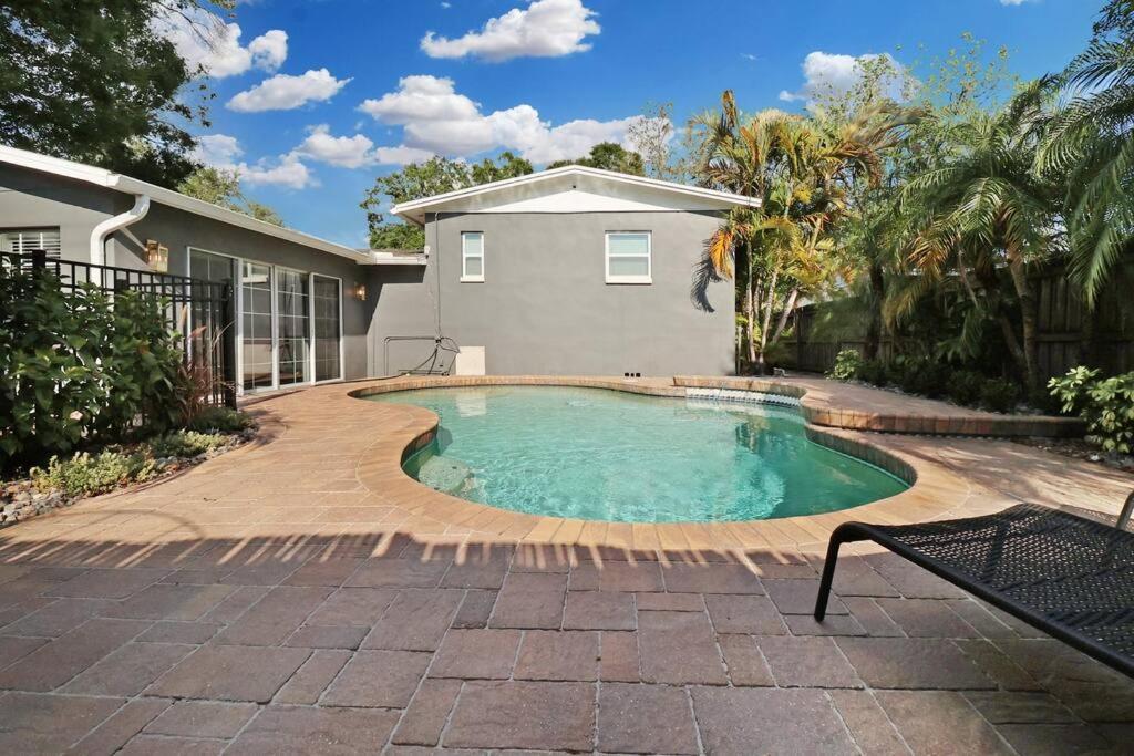 Palm Tree Paradise Tampa Pool Home Esterno foto